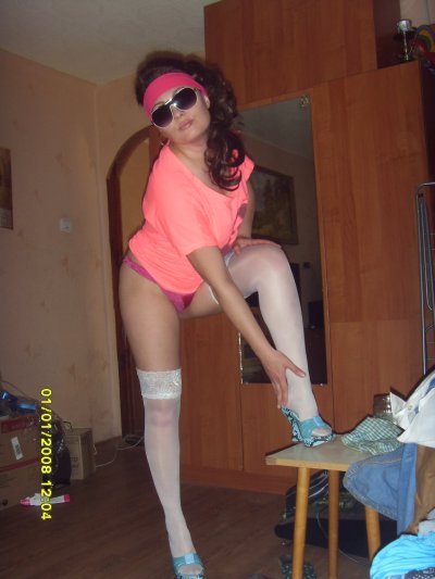 Жажду страсти и интима: готова к горячим играм!