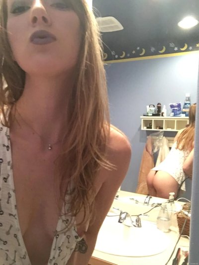 Погрузись в мир страстных фото: интимные мгновения