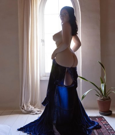 Сочные груди: как увеличить и украсить свои прелести