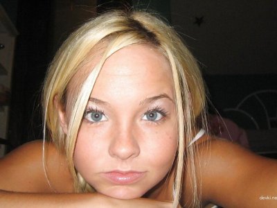 Ласковая киска молоденькой