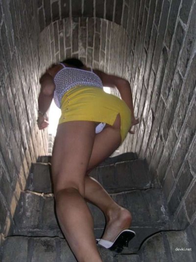 Соблазнительная брюнетка с огненной страстью ждет тебя!