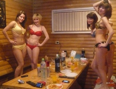 Девчонки точно жаждут твердого мужика