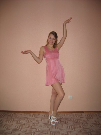 Интимные видео привлекательной дамы в уютной обстановке