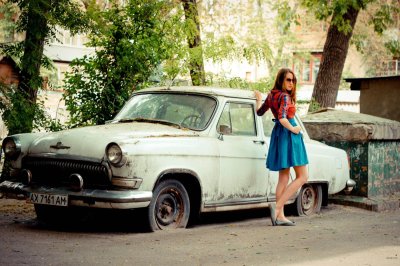 Девчонки без комплексов снимают друг друга голыми