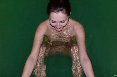 Интимные снимки девушек в сауне: откровенные моменты без стеснения!