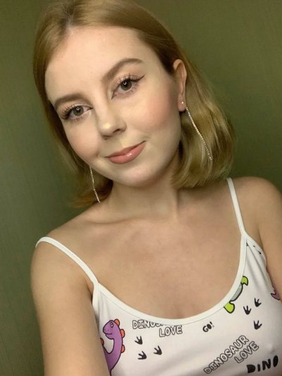 Интимные снимки от прекрасной красотки