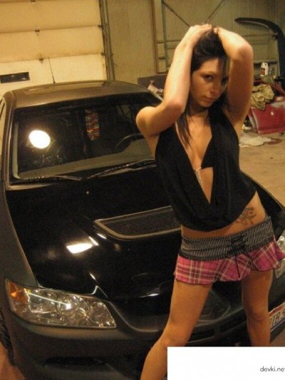 Тёлка московского гонщика — фигура огонь на селфи