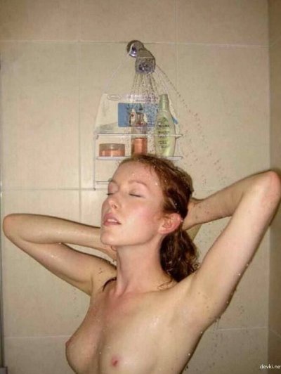 Фото домашнего происхождения рыжей красотки