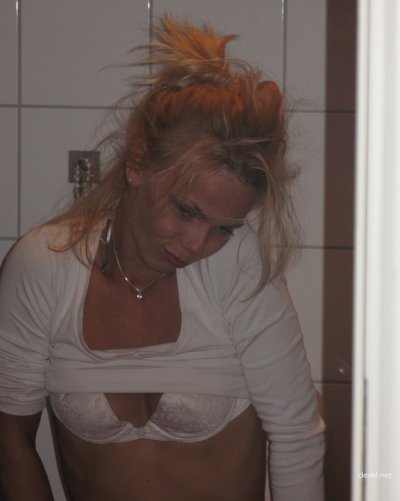 Домашнее видео пьяной женщины: интимные моменты в нетрезвом состоянии