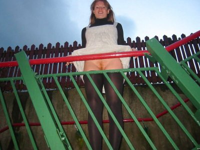 Пикантные снимки огненной дамы с красными волосами