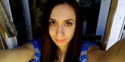 Раздеваюсь до гола! Сексуальное селфи девушки, завораживающее взгляды!