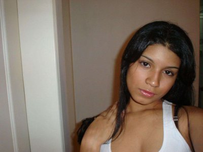 Интимные снимки молодой ученицы в ванной