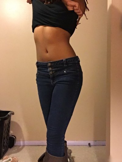 Девушка сняла все до наготы - страстный порно контент!