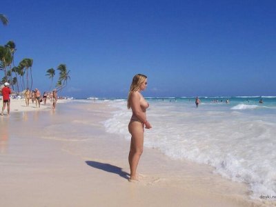 Сексуальные приключения пышной красотки с отпуска