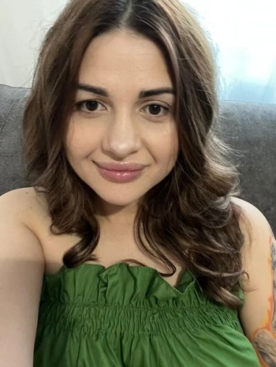 Интимные фото дерзкой красотки: частные снимки с аппетитной киской 18+