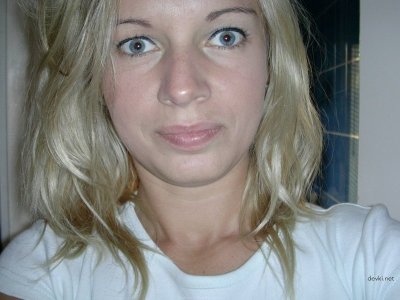 Трахнул в глотку и киску, кончил на задницу