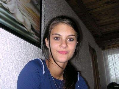 Интимные снимки привлекательной темноволосой дамы