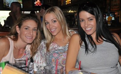 Красотки страстно наслаждаются - заходи!