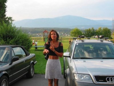 На отдыхе все-таки сделала интимную стрижку.