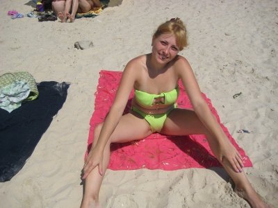 Пушистая пилотка героини: полная защита взрослых!