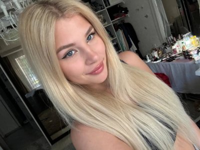 Домашнее порно: нежные формы и игривый флирт бесплатно 18+