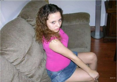 Соблазнительная красотка с буйной причёской - новый заголовок для порно-сайта.