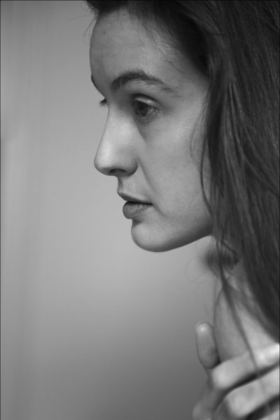 Изображения обнаженной дамы с разрядкой страсти