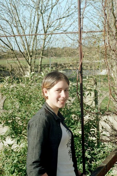 Интимные снимки молодой красавицы с модным каре