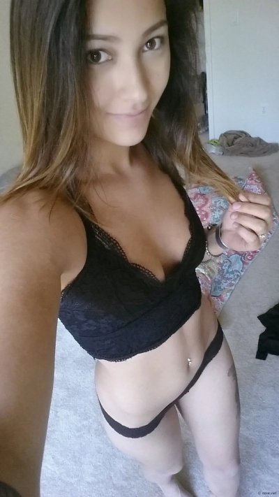 Фото горячей красотки: наслаждение без ограничений!