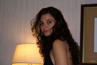 Горячая красотка из Италии позирует голой!