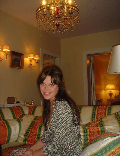 Фото горячей красотки в интимной обстановке