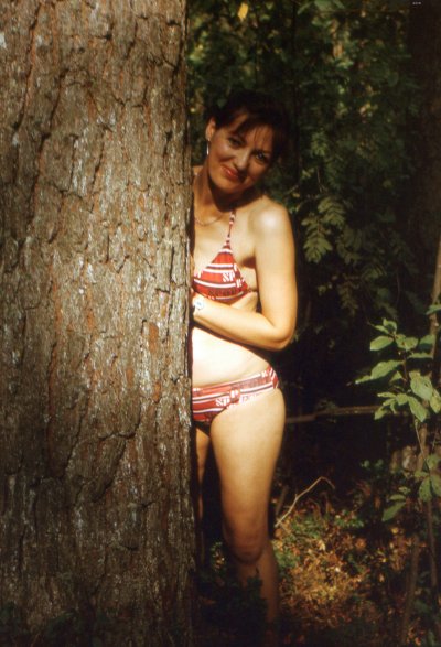 Старая школа порно: фотосессия на свежем воздухе