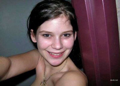 Интимные снимки темноволосой красотки