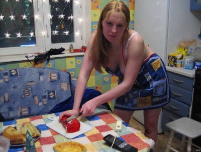 Вечеринка с друзьями: откровенные видео для взрослых