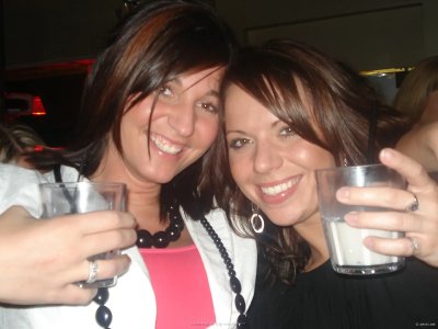 Девушка продемонстрировала свои аппетитные дойки