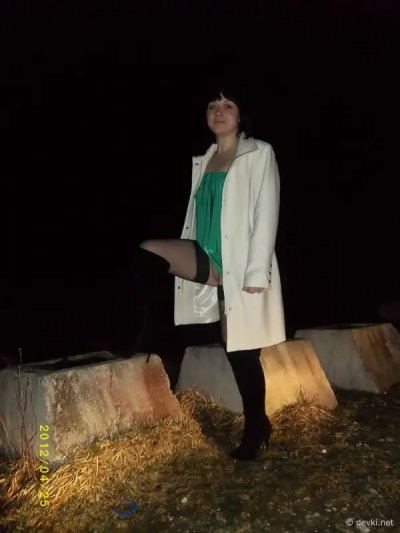 Наташа из Таллинна обрабатывает ствол