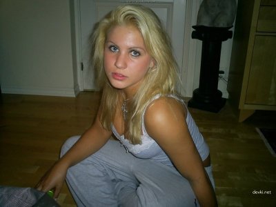 Анальный тренинг для молодой красотки: как расширить анальные возможности.