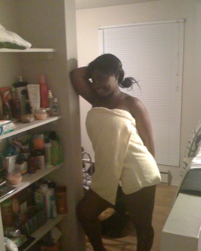 Фото частных моментов красивой афроамериканки