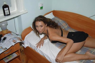 Соблазнительные снимки привлекательной молодой леди