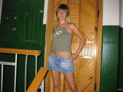 Фото сексуальной подруги с гладкой писей