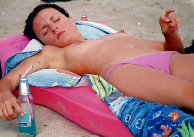 Развлечения без обтягивающей одежды: наслаждение голыми красотками