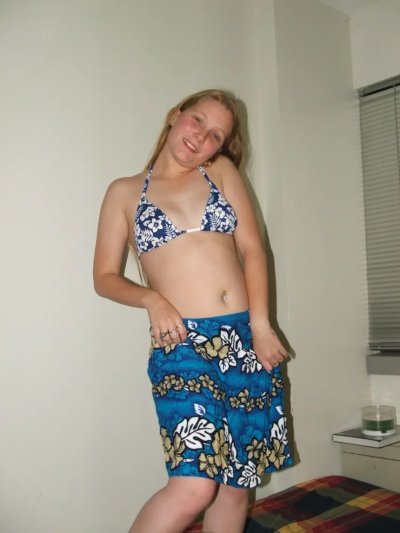 Шалости и изысканные очертания женщины