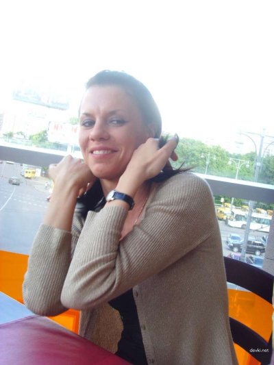 Горячая красотка пришла на чайку