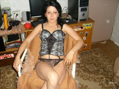 Девушка с раздолбанной киской - горячий контент для взрослых!