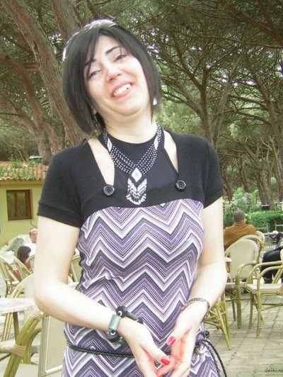 Зрелая дама с пушистым "букетом" для жарких удовольствий!