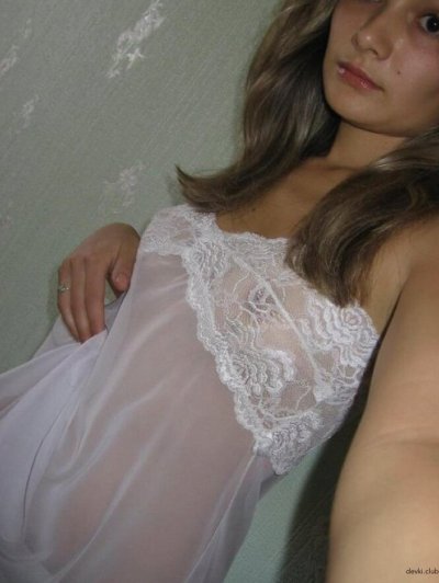 Фотосессия соблазнительной молодухи: увидь жаркие кадры!