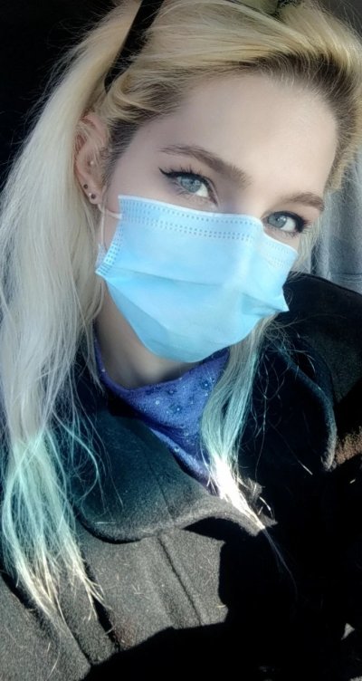 Интимные фотографии от привлекательной блондиночки: домашний фотосет