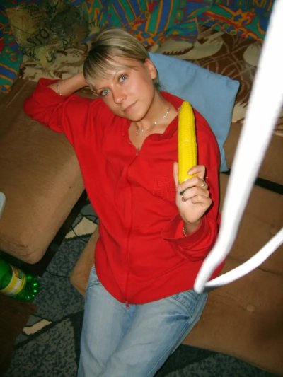 Дрючит свою горячую жену толстым прибором