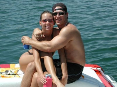 Чувак обожает облизывать девушке киску