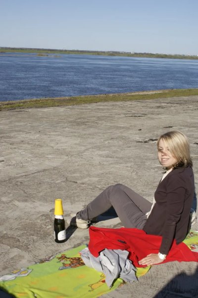 Развратная красотка показывает свои личные снимки